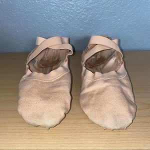Bloch #S0625 "Synchrony" Ballet Shoe Size 7 Width B